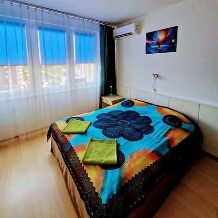 Lägenhet Luna Apartman501